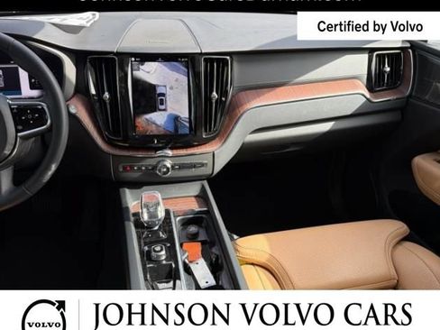 Used 2024 Volvo XC60 B5 Ultimate AWD/4WD image 9