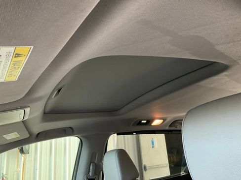 Certified 2023 Honda Odyssey EX-L image 7