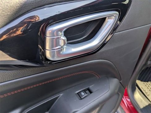 Used 2025 Jeep Compass Trailhawk w/ Trailhawk Elite Group image 24