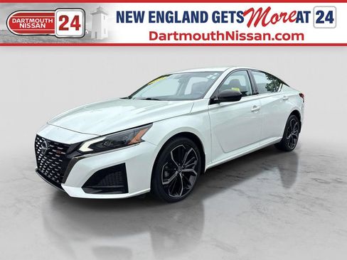 Certified 2023 Nissan Altima 2.5 SR AWD/4WD image 1