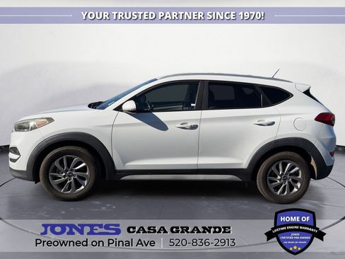 Used 2017 Hyundai Tucson Sport image 2