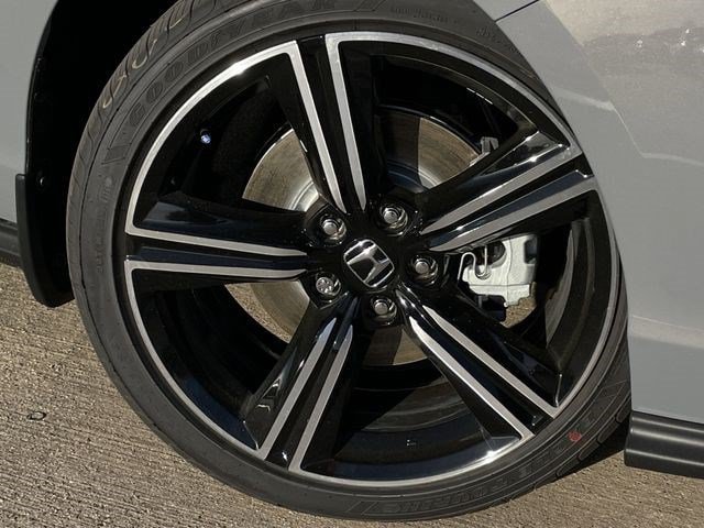 New 2026 Honda Accord Sport image 9