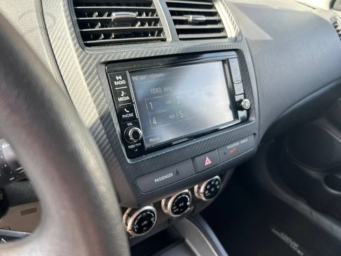 Used 2024 Mitsubishi Outlander Sport AWD image 21