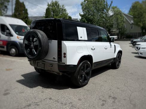 Used 2022 Land Rover Defender 110 X-Dynamic HSE AWD/4WD image 8