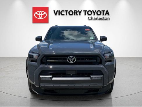 New 2026 Toyota 4Runner SR5 AWD/4WD image 8
