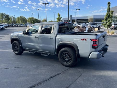Used 2024 Nissan Frontier PRO-4X w/ Pro Premium Package AWD/4WD image 11