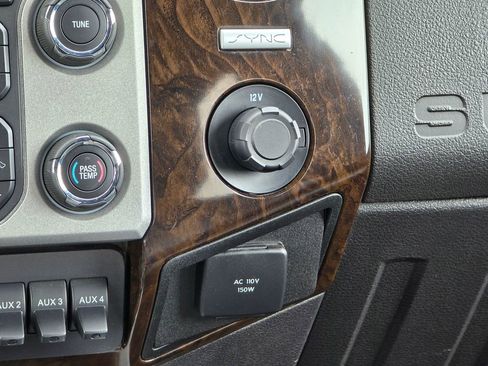 Used 2015 Ford F250 Platinum image 38