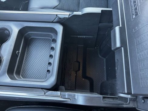 Used 2020 RAM 1500 Sport w/ Night Edition image 19