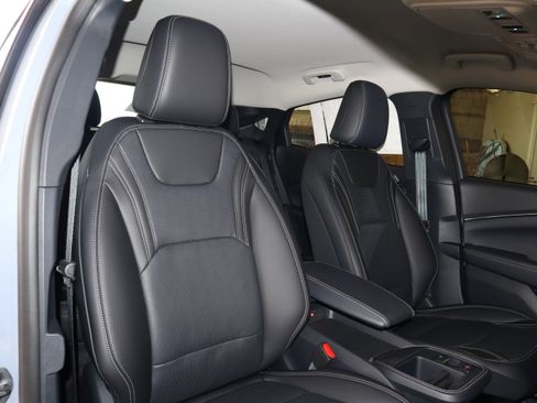 New 2025 Ford Mustang Mach-E Premium image 41