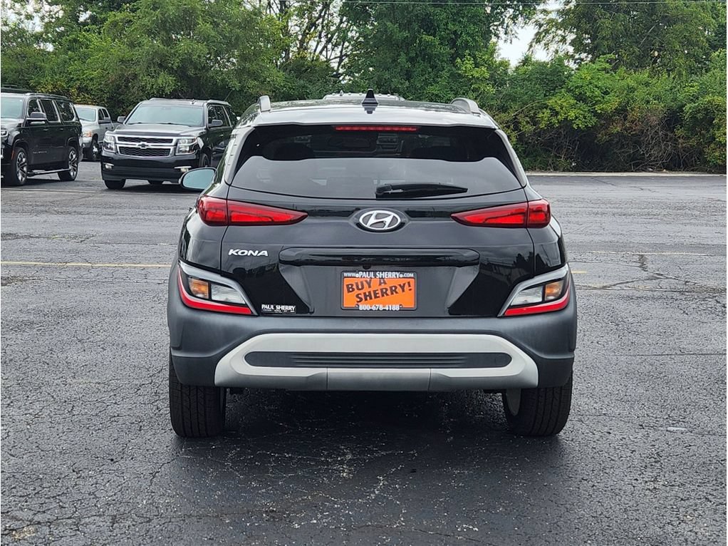 Used 2023 Hyundai Kona SEL w/ Cargo Package FWD image 9