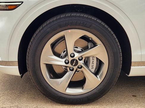 New 2026 Genesis GV70 2.5T AWD/4WD image 8