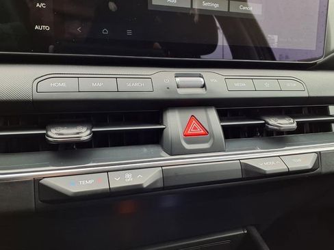 Used 2025 Kia K4 EX FWD image 64