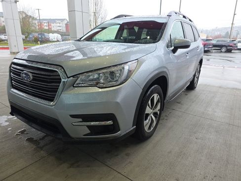 Used 2020 Subaru Ascent Premium w/ Convenience Package AWD/4WD image 1