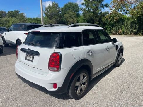 Used 2019 MINI Cooper Countryman FWD image 2