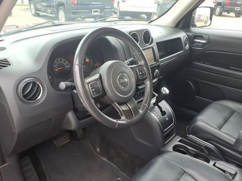 Used 2017 Jeep Patriot High Altitude image 8
