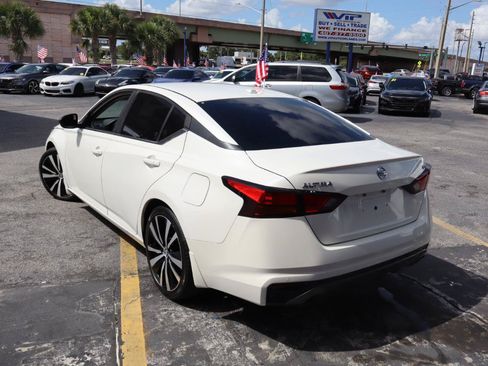 Used 2020 Nissan Altima 2.5 SR FWD image 5