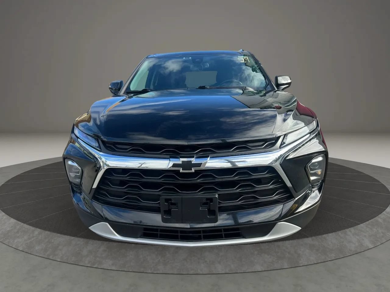 Used 2023 Chevrolet Blazer LT w/ LPO, Floor Liner Package AWD/4WD image 2