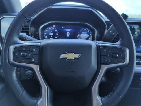 Used 2024 Chevrolet Silverado 1500 LT AWD/4WD image 15