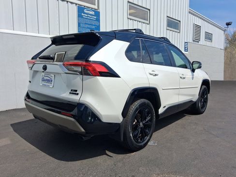 Used 2024 Toyota RAV4 XSE w/ Advanced Technology Package AWD/4WD image 10