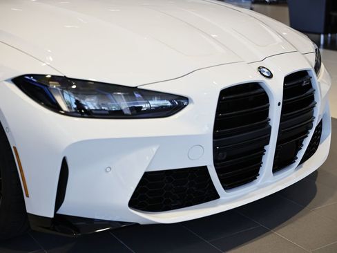 New 2027 BMW M4 Competition RWD image 2