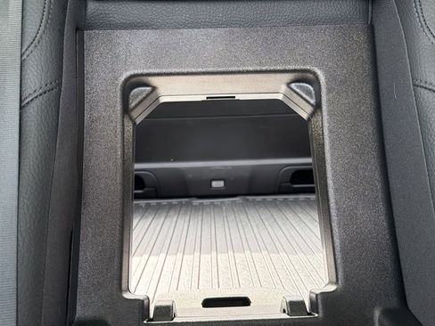 Used 2023 Volvo XC60 B5 Plus w/ Protection Package Premier image 77