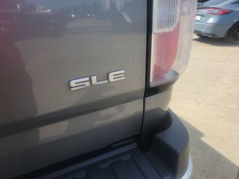 Used 2018 GMC Canyon SLE w/ SLE Convenience Package RWD image 11