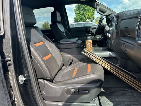 Used 2019 GMC Sierra 1500 AT4 w/ AT4 Premium Package AWD/4WD image 12