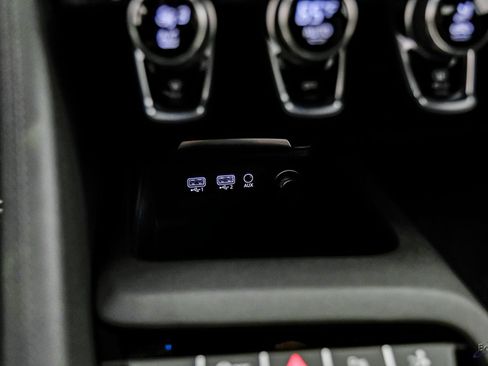 Used 2018 Audi R8 V10 image 74