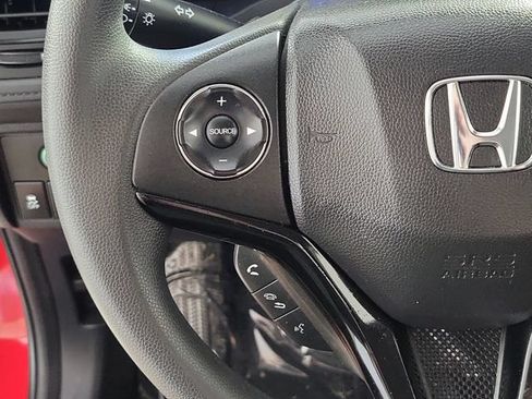 Used 2017 Honda HR-V LX image 24