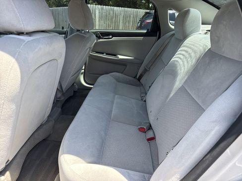 Used 2012 Chevrolet Impala LS FWD image 10
