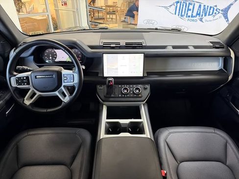 Used 2025 Land Rover Defender 110 S AWD/4WD image 13