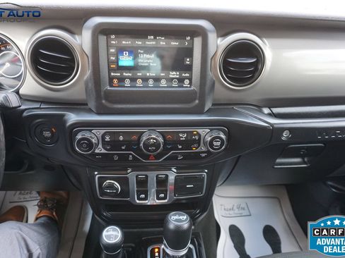 Used 2018 Jeep Wrangler Sport AWD/4WD image 27