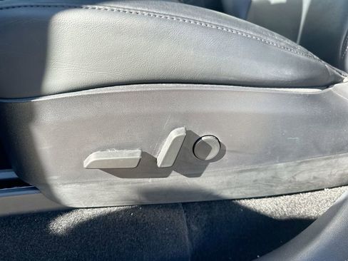 Used 2020 Tesla Model Y Performance image 13