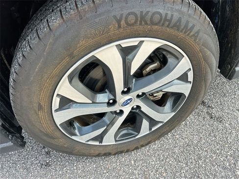 Used 2022 Subaru Outback Limited image 14