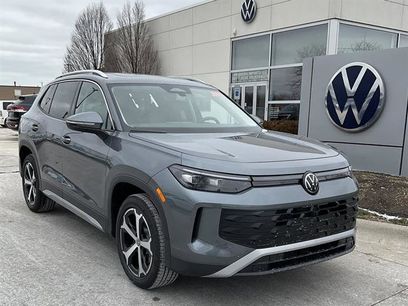 New 2026 Volkswagen Tiguan SE