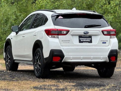 Certified 2023 Subaru Crosstrek Hybrid w/ Moonroof Package w/Navigation AWD/4WD image 5