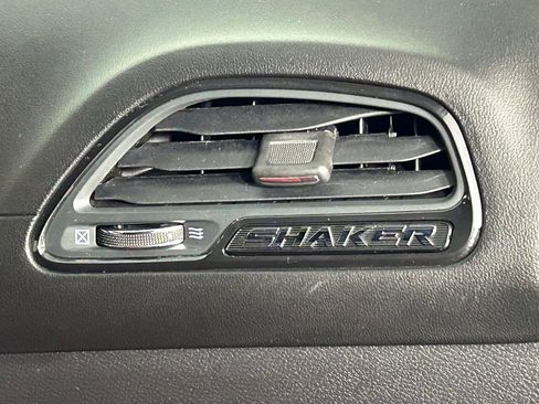 Used 2022 Dodge Challenger R/T Scat Pack RWD image 15
