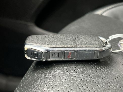 Used 2021 Kia Sorento S FWD image 25