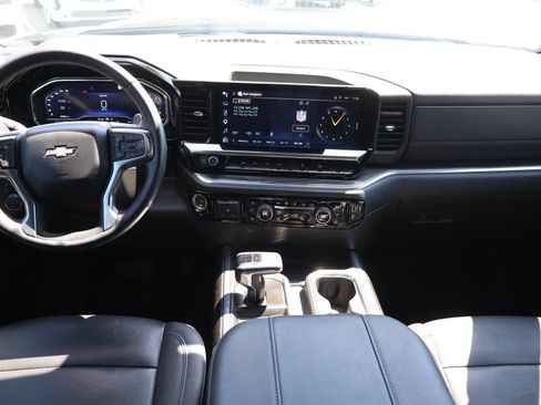 Used 2023 Chevrolet Silverado 1500 LTZ w/ LTZ Convenience Package II AWD/4WD image 15