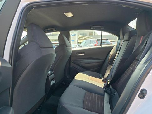Used 2023 Toyota Corolla SE FWD image 4