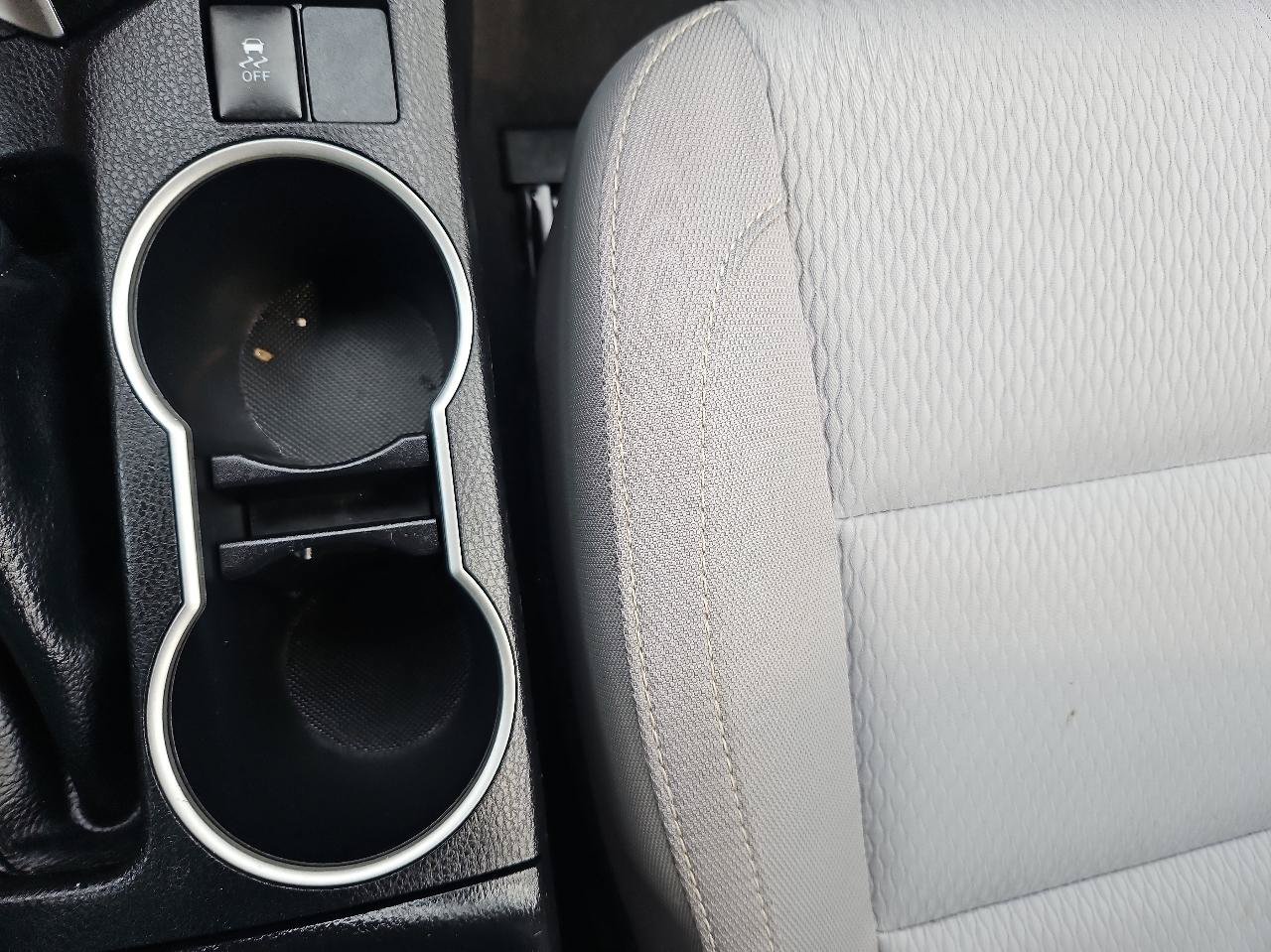 Used 2016 Toyota Corolla LE FWD image 34