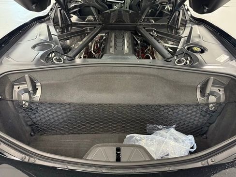 Used 2025 Chevrolet Corvette Stingray Preferred Cpe w/ Z51 Performance Package image 8