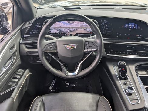 Used 2022 Cadillac Escalade Sport image 3