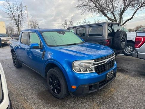 Used 2022 Ford Maverick Lariat w/ Lariat Luxury Package image 2