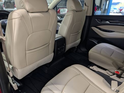 Used 2020 Buick Enclave Essence w/ Sound and Sites Package image 19