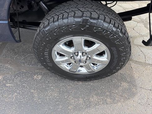 Used 2014 Ford F150 XLT w/ Equipment Group 302A Luxury AWD/4WD image 11