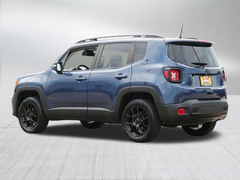 Used 2020 Jeep Renegade Altitude AWD/4WD image 5