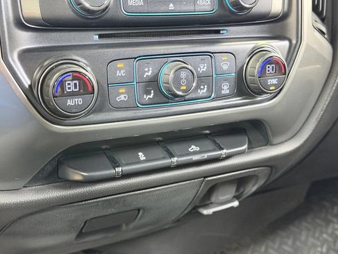 Used 2018 Chevrolet Silverado 1500 LT w/ All Star Edition AWD/4WD image 43