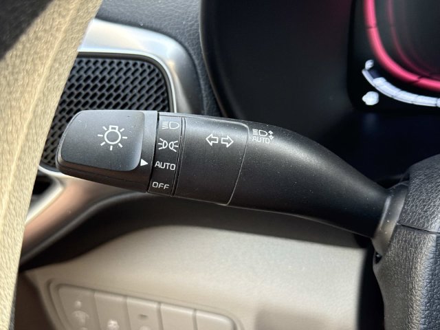 Used 2025 Kia Soul LX w/ LX Technology Package FWD image 26