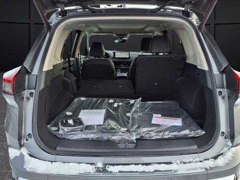 New 2026 Nissan Rogue Platinum w/ Platinum Premium Package image 10